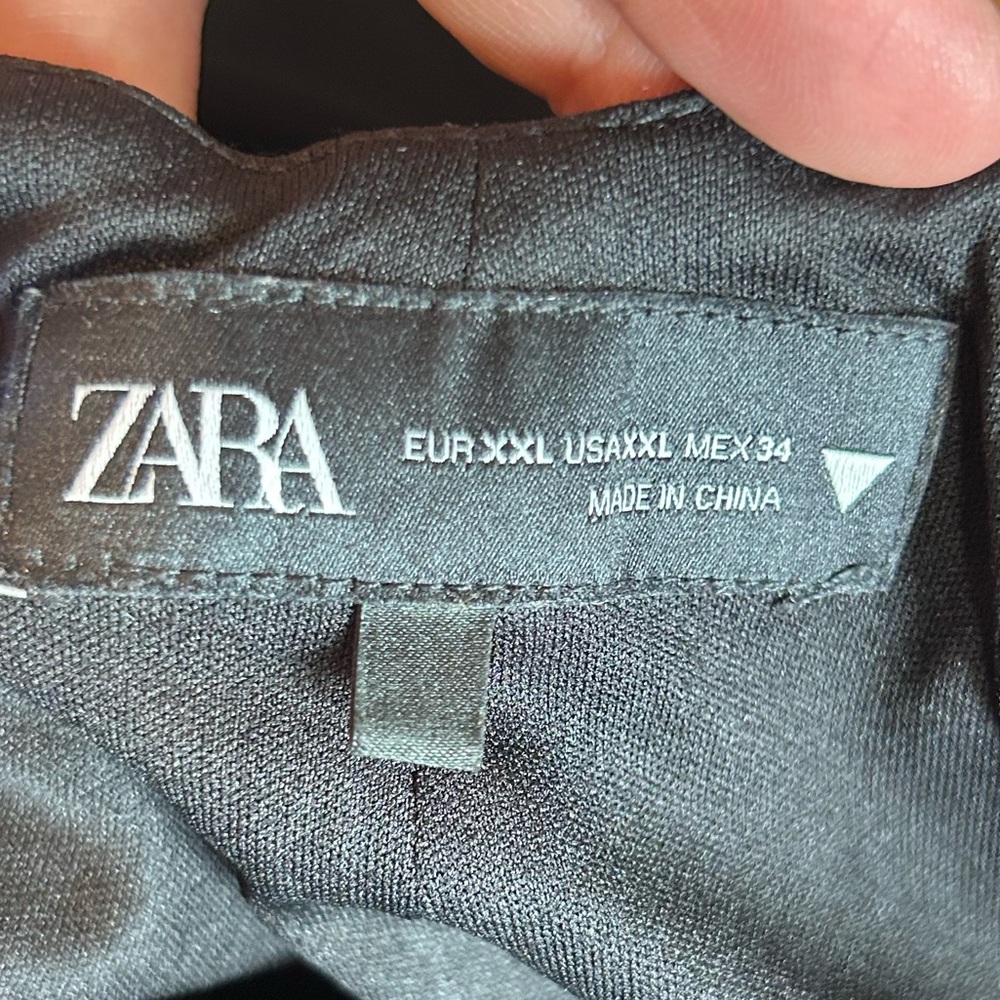 Zara Sophisticated Black Backless Halter Dress - Picture 11 of 11